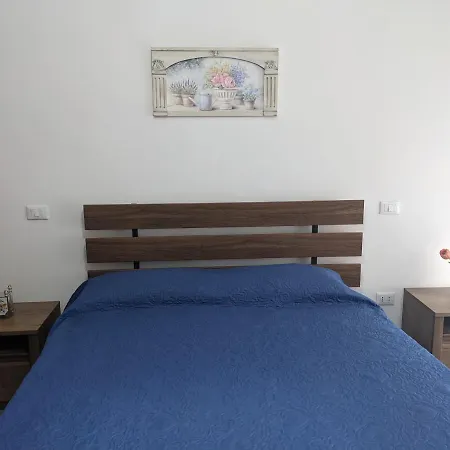Appartamento Appartamento con tre stanze da letto